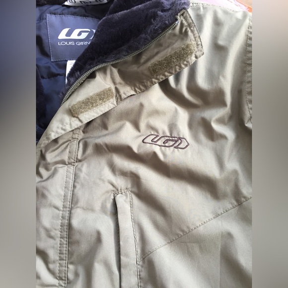 Coat - Picture 3 of 3